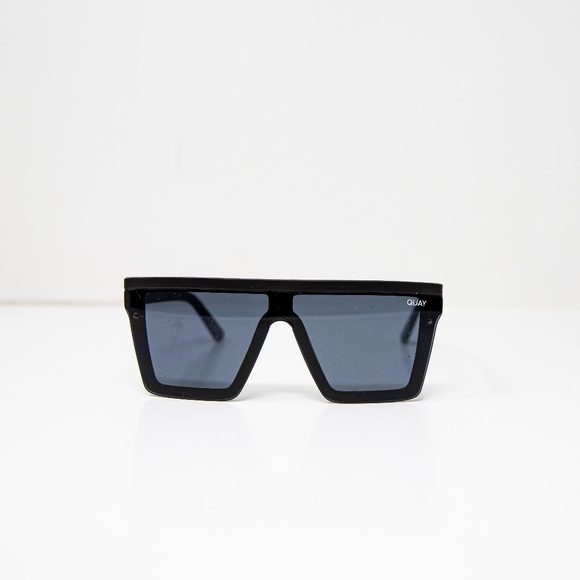 Quay Hindsight Oversize Large Square Windshield Sunglasses - Picture 1 of 4